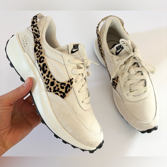 Nike Shoes - Nike Women’s 8 Waffle Debut Suede Leopard Accent Casual Athletic Style Sneakers